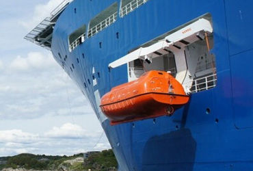 PorcelanaMarine deck equipmentCompañía