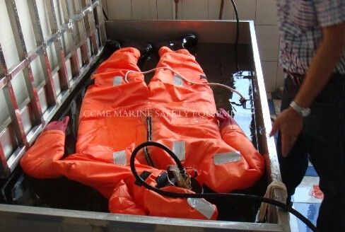 Trajes de Inmersión SOLAS para Salvamento Marítimo proveedor