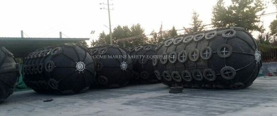 Defensa de amarre de goma flotante neumática marina proveedor