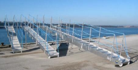 Escalera Marina de Aluminio Escalera de Alojamiento Marina Escalera de Pasarela proveedor